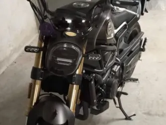moto benelli 800