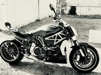 vends ducati xdiavel