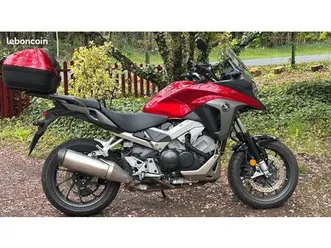 honda vfr 800x crossrunner 2015 rouge