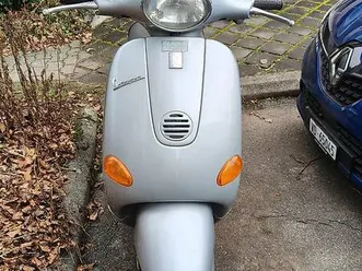 piaggio vespa 50 et4