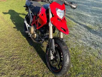ducati hypermotard 1100s