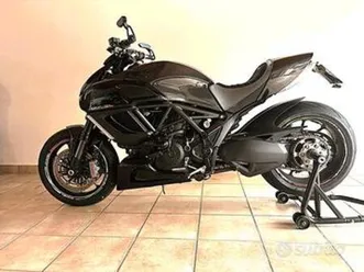 ducati diavel - 2011