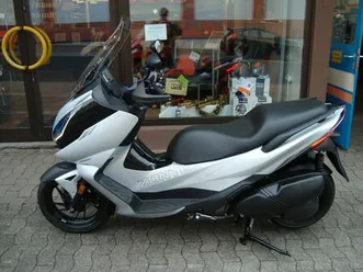 zontes zt 350 e maxiscooter; vorführfahrzeug