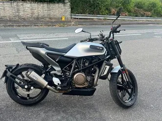 husqvarna svartpilen 701