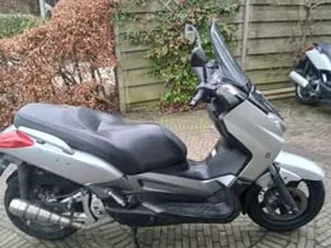xmax 250i