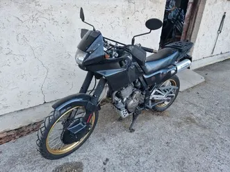honda nx 650 dominator