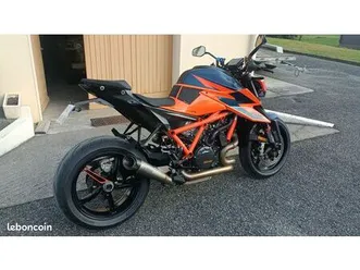 ktm 1290 superduke r