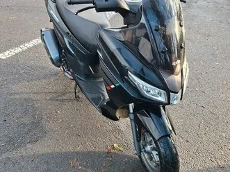 scooter aprilia