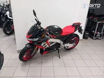 aprilia tuono v4 factory 1100