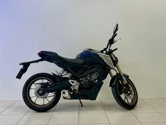② honda cb125r (année de construction 2022)