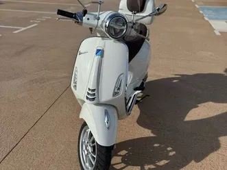vespa primavera 125