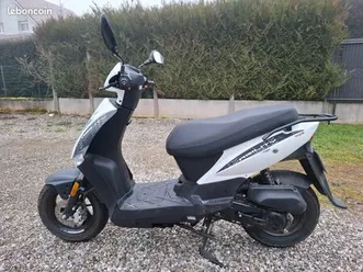 vend scooter kymco 50