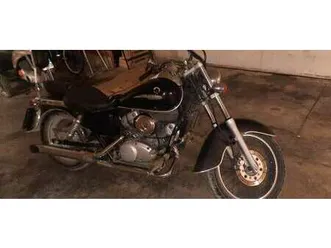 honda shadow 125 nero