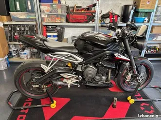 triumph street triple rs 2017