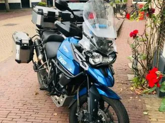 triumph tiger 800 xrx 2018 veel accessoires led navi zijkoff — motoren | triumph — marktplaats