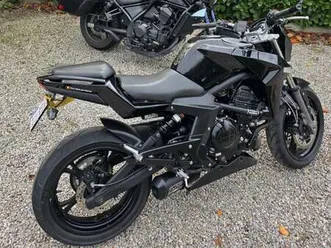 ✔️ weinig km's ✔️