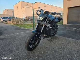 yamaha mt09 - full black - 2021 - 119 cv