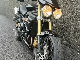 street triple 675 2008 31 500kms