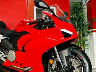 ducati panigale v2 v2 red