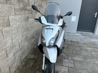 piaggio x7 125