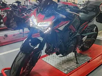 kawasaki 900 z rosso