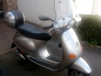 piaggio vespa et4