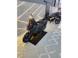 yamaha xmax 250