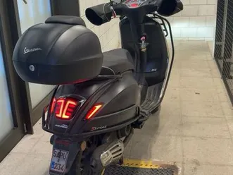 ② vespa sprint 80 cc a-klasse