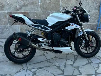 triumph street triple rs 765
