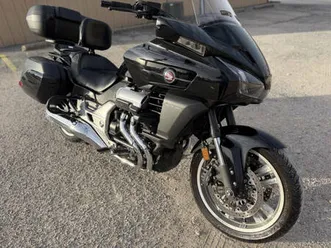 2014 honda ctx1300
