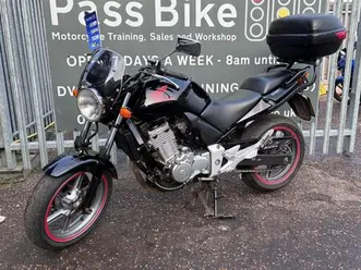 2005 honda cbf500 500 cc commuter motorcycle - heated grips and top box