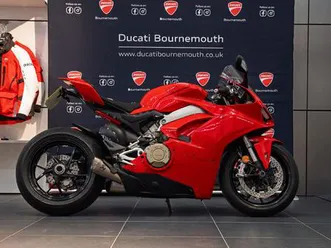 ducati panigale v4 1103 euro 4 1103 cc