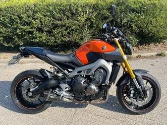 2015-15-yamaha-mt-09-naked-mt09-900-triple-12k-miles-mt-09-900