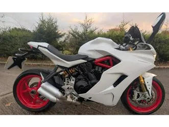 2017 67 ducati supersport s 937 white 6k mls stunning super sport 955 panigale