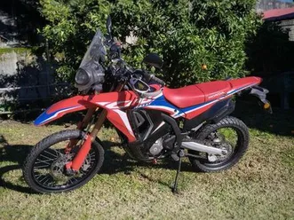 honda crf 300 rally 2024 - precisa tampa lateral esquerda do motor nov bonfim