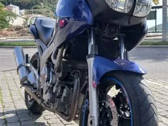vendo yamanha tdm como nova 900 alhos vedros