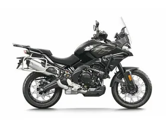 moto neuve: cfmoto 700mt