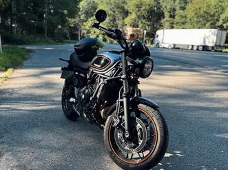 kawasaki z650 rs 2022 - unfallfrei, top! garantie bis 04/27