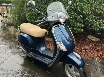 piaggio vespa lx 125 scooter petrol automatic (12 ps) 124 cc