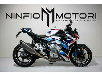 bmw m 1000 r - 2023