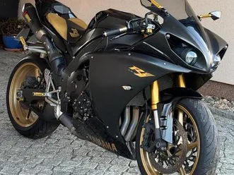 yamaha r1 rn22