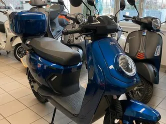 neu niu mqi gt elektroroller 45 km/h farbe blau