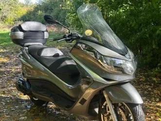 piaggio x10 350 édition exclusive + full option idem beverly