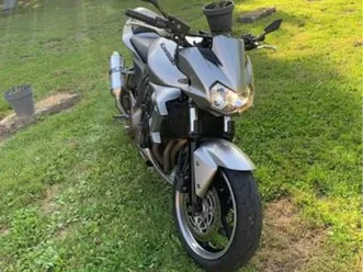 vend z 750 gris