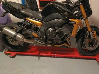 yamaha fz8