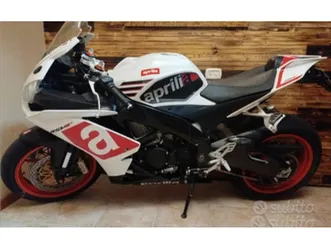 aprilia rsv4 aprc
