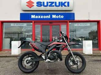 vent derapage 50 skate rosso