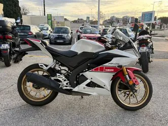 yamaha yzf 125 r abs 2023 125 cm3 | moto sportive | 15 290 km | blanc | 83000 toulon