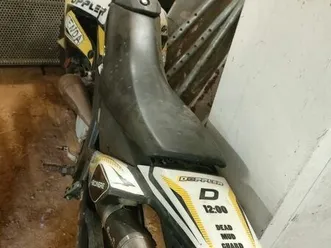 derbi senda 50 drd x-treme 2011 – roule parfaitement – à finir