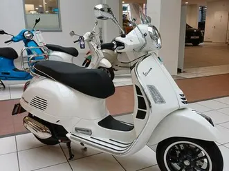 vespa gts 125 super inkl. klappträger + scheibe *wenig km*